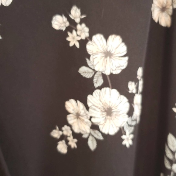 Grayson/Threads Floral Hi/Lo Blouse size XL - Picture 2 of 5